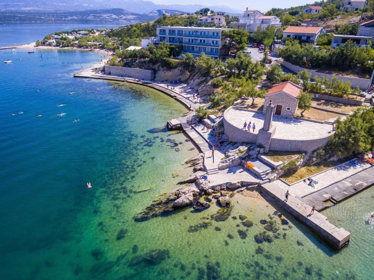 Hotel Rooms Roccia Novigrad  Екстер'єр фото